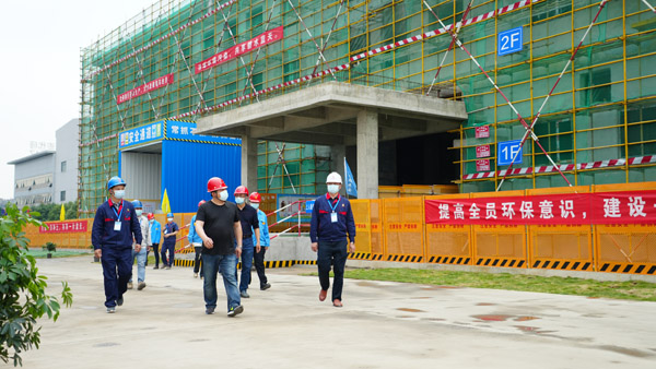 铜箔二期主厂房项指尺度化工地顺利通过验收