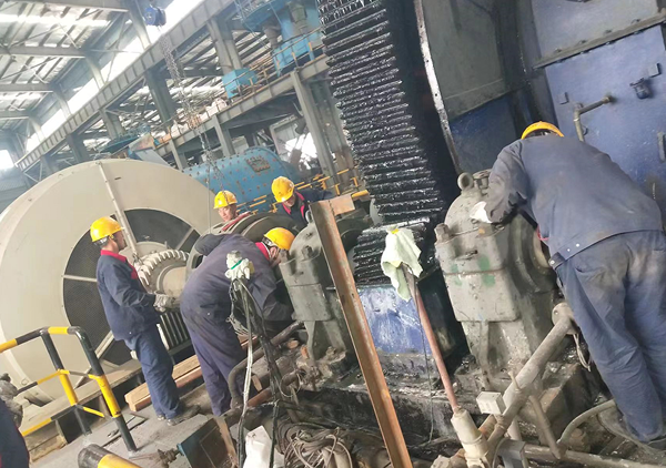装置公司元宵节检修忙