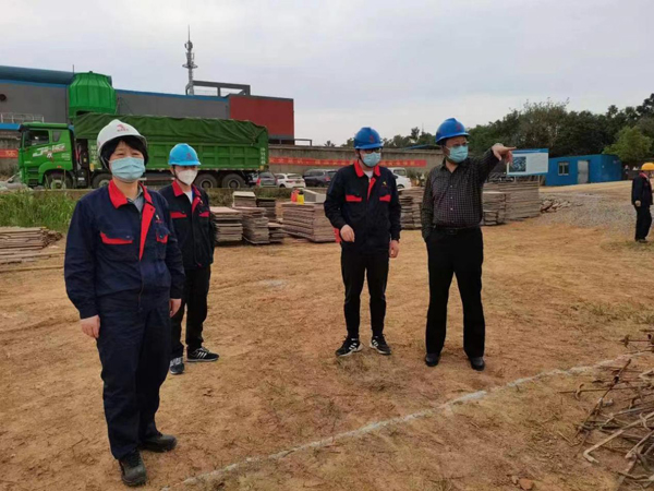 公司总经理查抄领导公司产业升级基地项目建设工作 公司总经理查抄领导公司产业升级基地项目建设工作